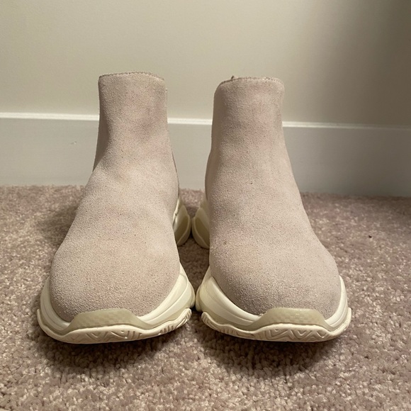 STEVE MADDEN - Picture 2 of 3